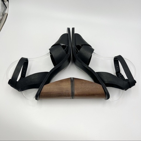 Dolce Vita Women's Athena Black Leather Chunky Block Heel Sandals Heels 9 - Picture 8 of 14